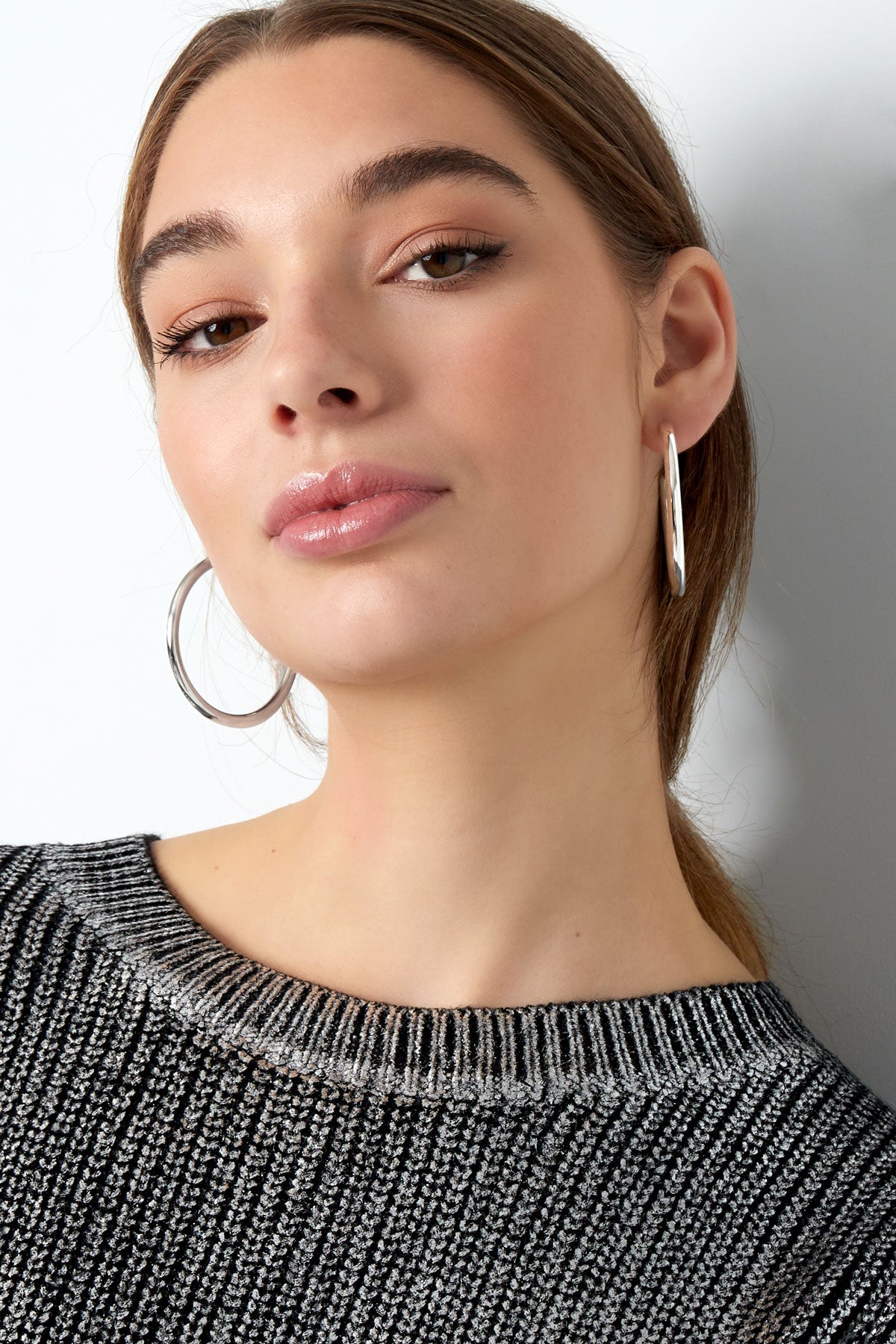 Large basic round earrings - silver