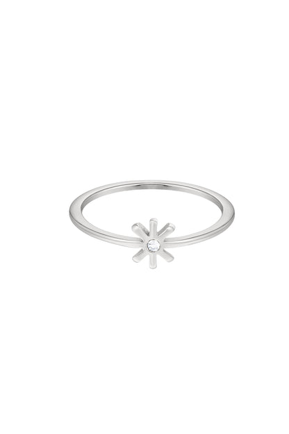 Ring met subtiele bloem en steentje - zilver