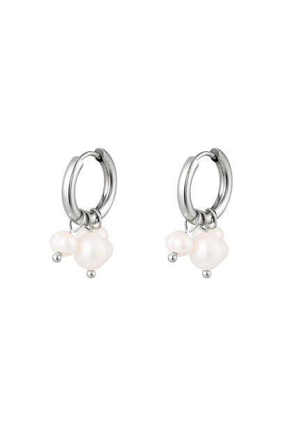 Oorbellen met bungelende parels - zilver
