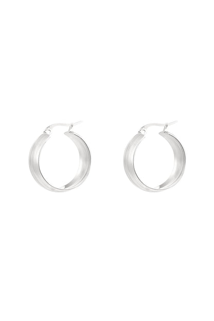 Ronde oorbellen met structuur - zilver
