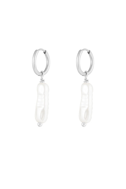 Oorbellen met langwerpige parel - zilver